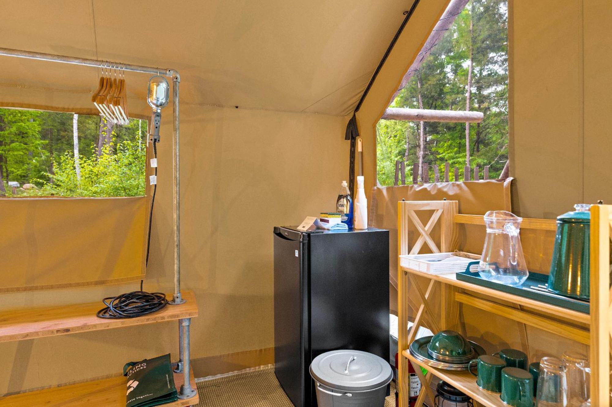 Huttopia Lake George - Adirondacks Lake Luzerne Exterior photo